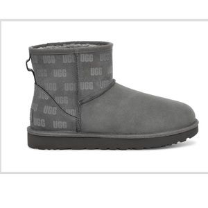 Grey print Ugg boots